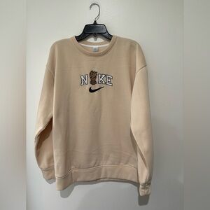 Groot Crewneck size Adult Large